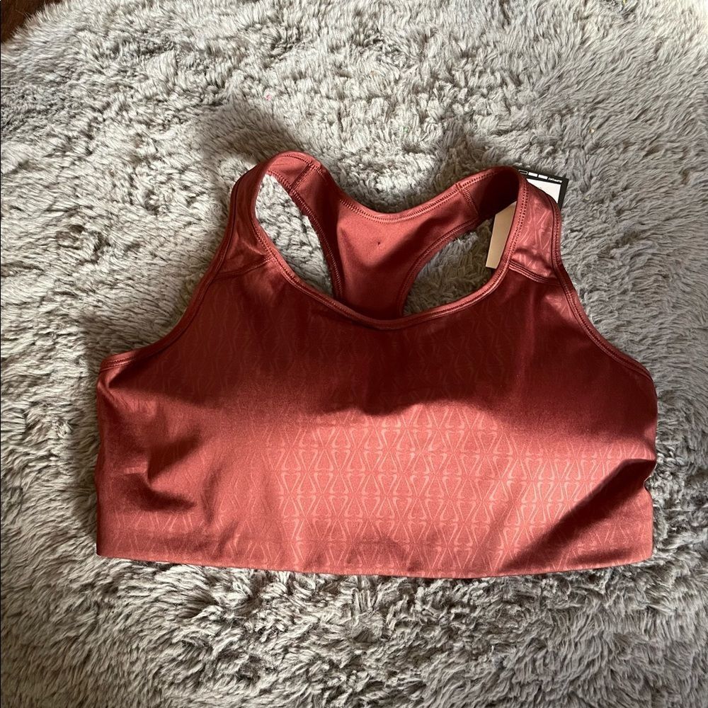Nike Women's Plus Size Dri-FIT Swoosh Medium-Support Padded Sports Bra
